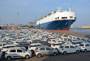 Čínský vývoz automobilů přechází na kontejnerovou dopravu