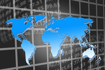 Růst světového obchodu by se měl letos zpomalit na 1,9 %