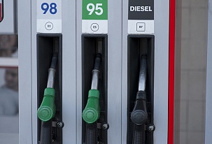 Ceny pohonných hmot v Evropě raketově rostou